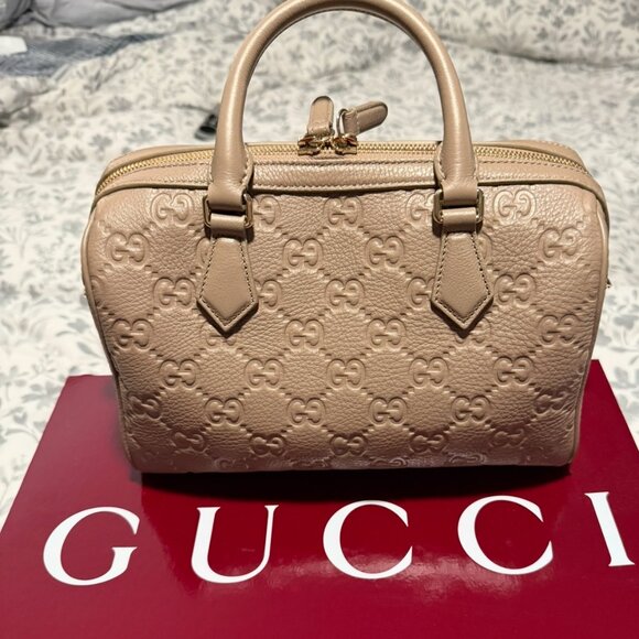Gucci gg emblem medium boston bag - taupe leather - Picture 1 of 7